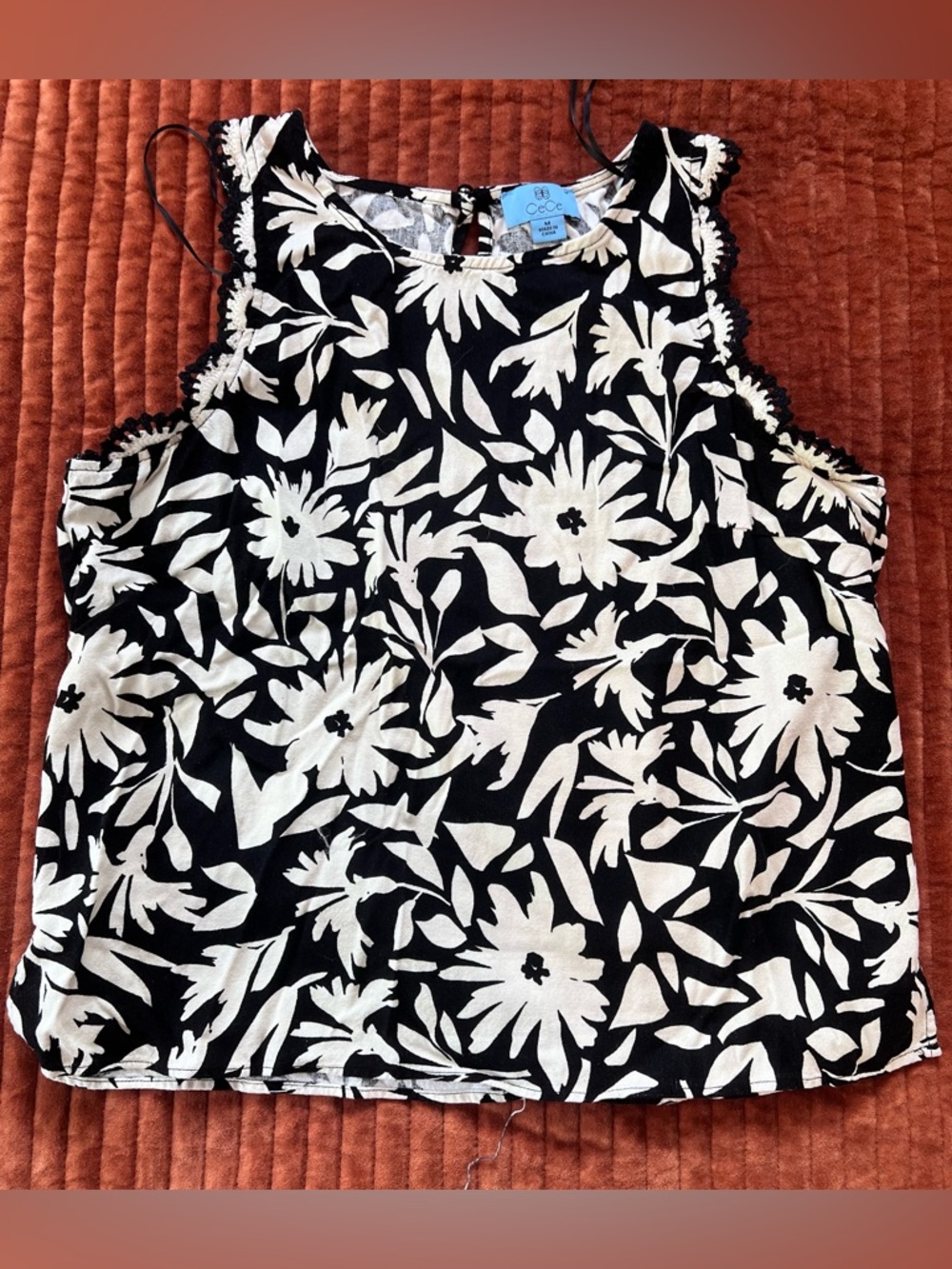 CeCe Black & White Floral Sleeveless Blouse
